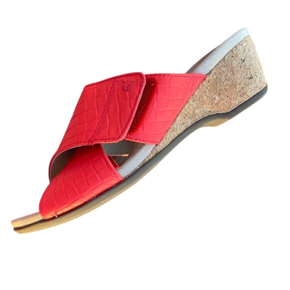 Vionic Leticia Sandals Color Poppy Size 9 - Picture 2 of 7